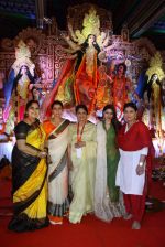 Kajol, Tanuja, Tanisha Mukherjee, Sharbani Mukherjee at North Bombay Sarbojanin Durga Puja 2015 on 22nd Oct 2015
